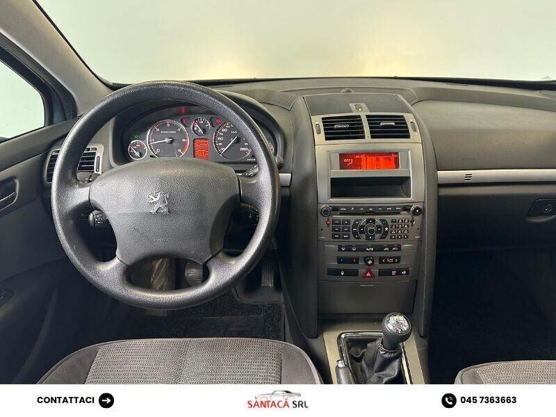 Peugeot 407 Coupé 2.7 V6 HDi Tecno