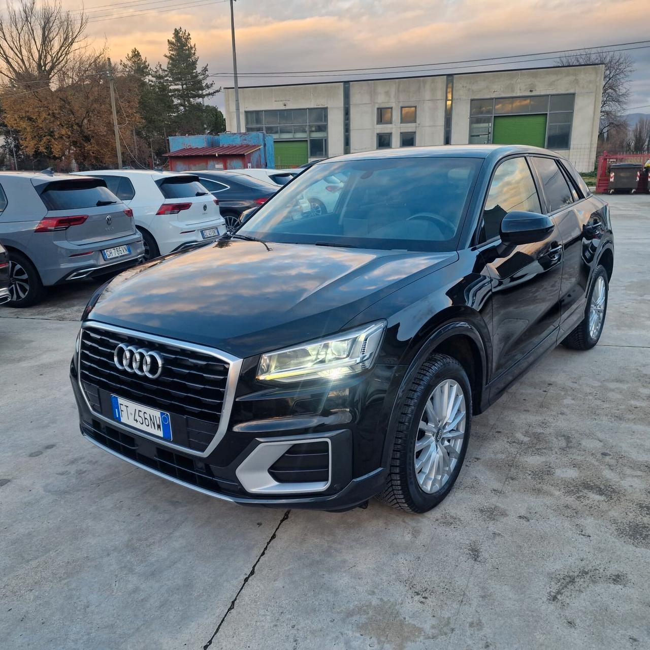 Audi Q2 30 TDI Admired UNICO PROPRIETARIO FARI FULL LED