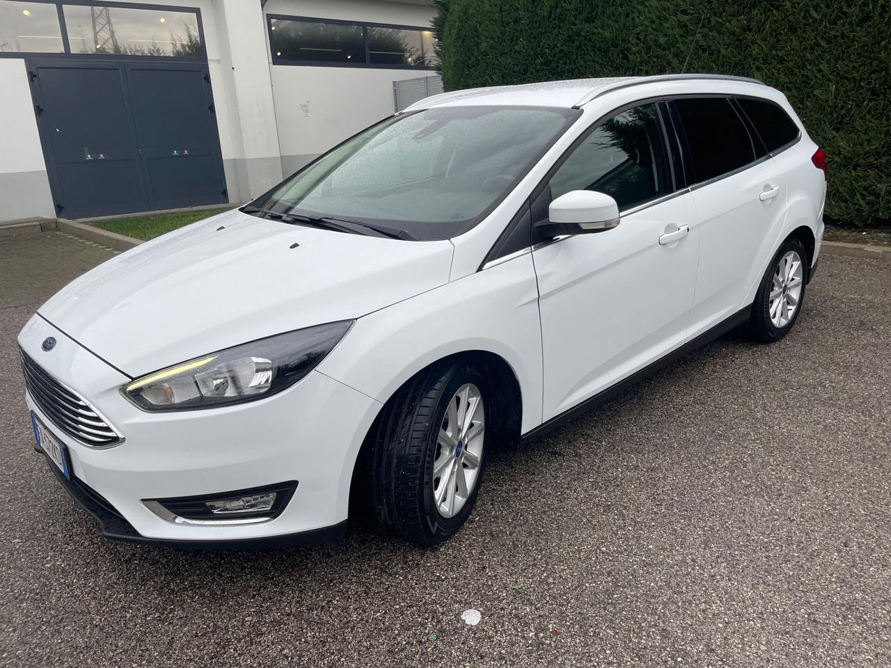 Ford Focus 1.5 TDCi Titanium garanzia 12 mesi
