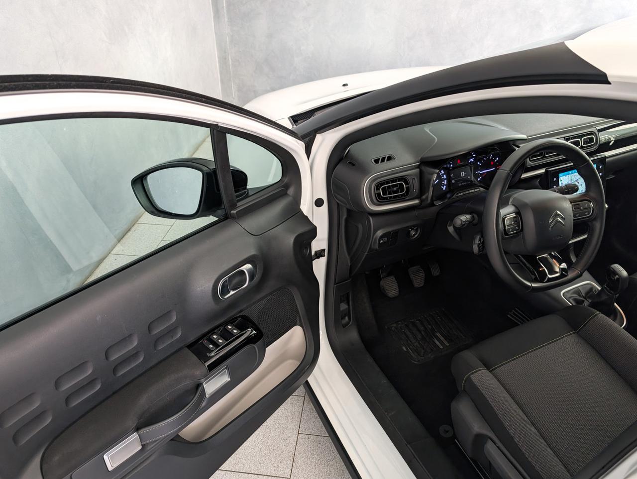 Citroen C3 1.2 puretech 83cv Shine