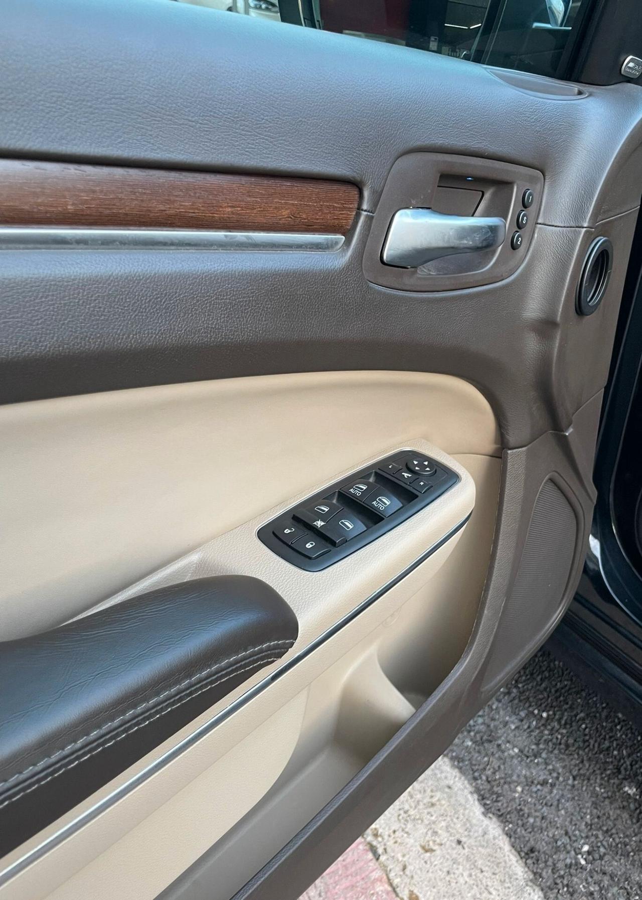 Lancia Thema 3.0 V6 Multijet 239 CV EXECUTIVE