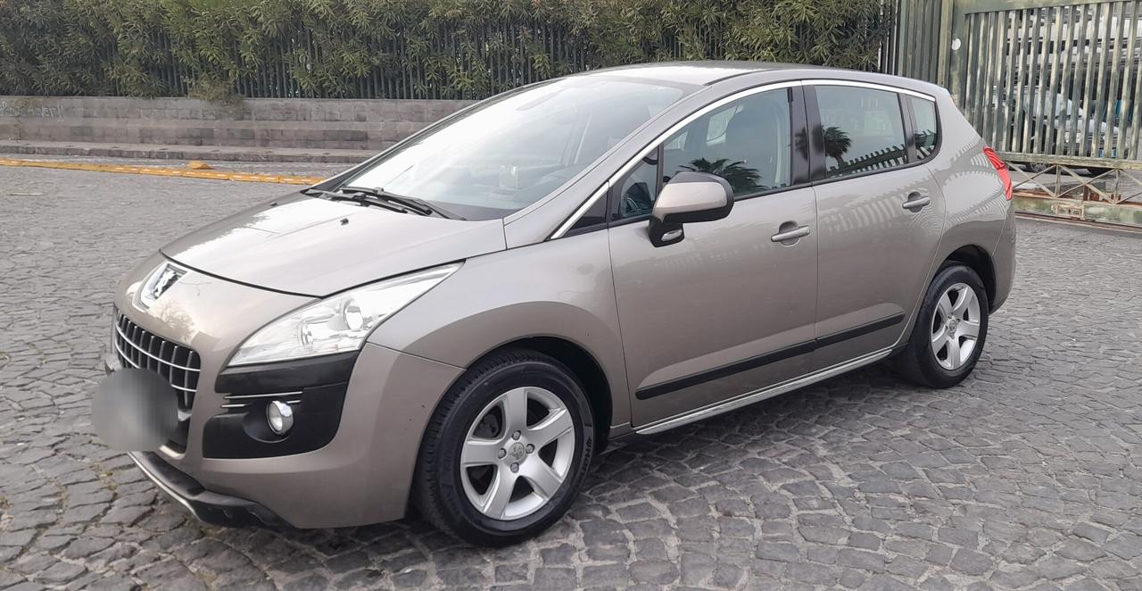 Peugeot 3008 1.6 HDi 110CV cambio robotizzato Premium