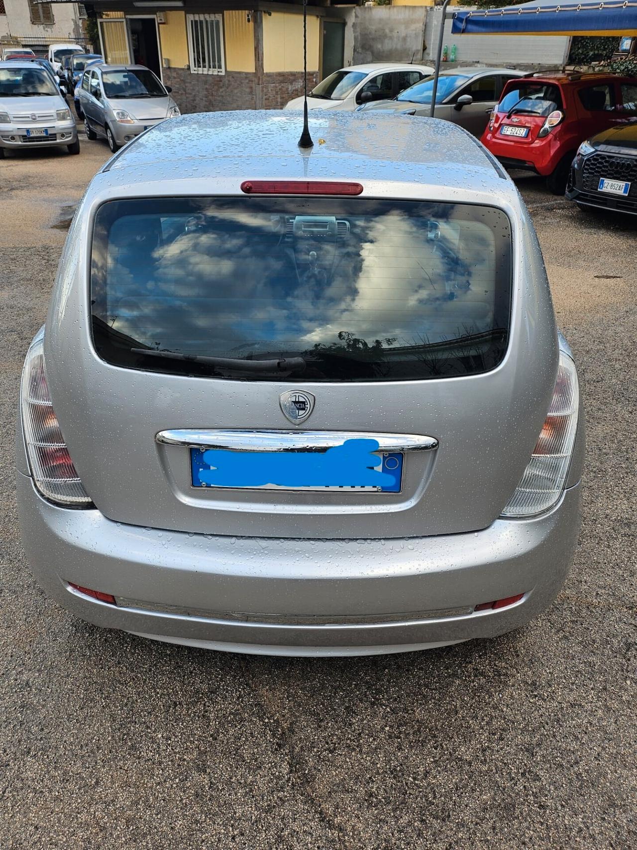 Lancia Ypsilon 1.2 69 CV 5 porte GPL Ecochic Platinum