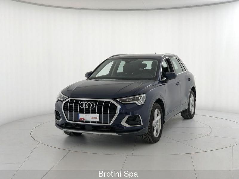 Audi Q3 40 TDI quattro S tronic Business Advanced