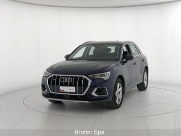 Audi Q3 40 TDI quattro S tronic Business Advanced