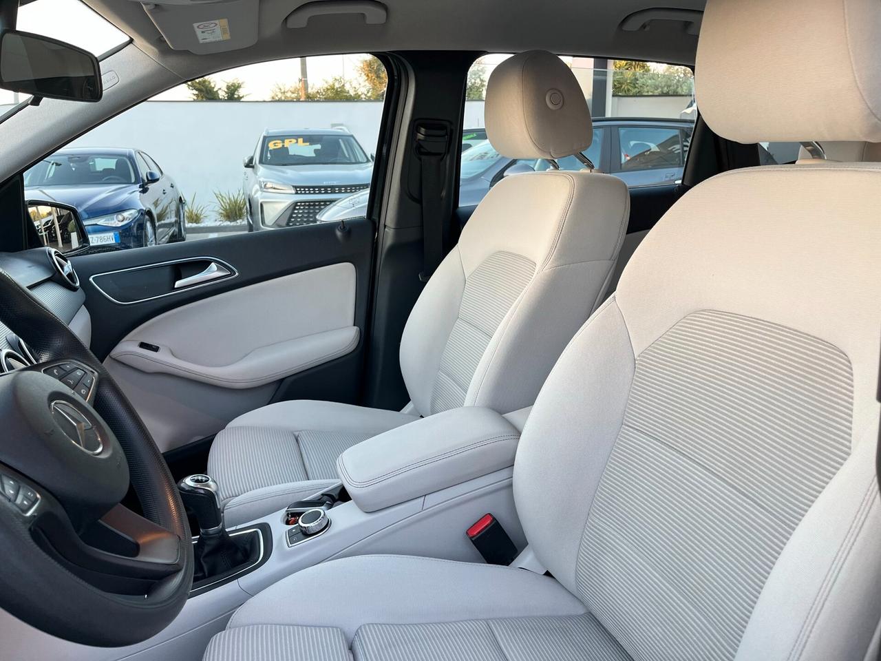 Mercedes-benz Classe B (T246/242) 180 d Business 1.5 110cv