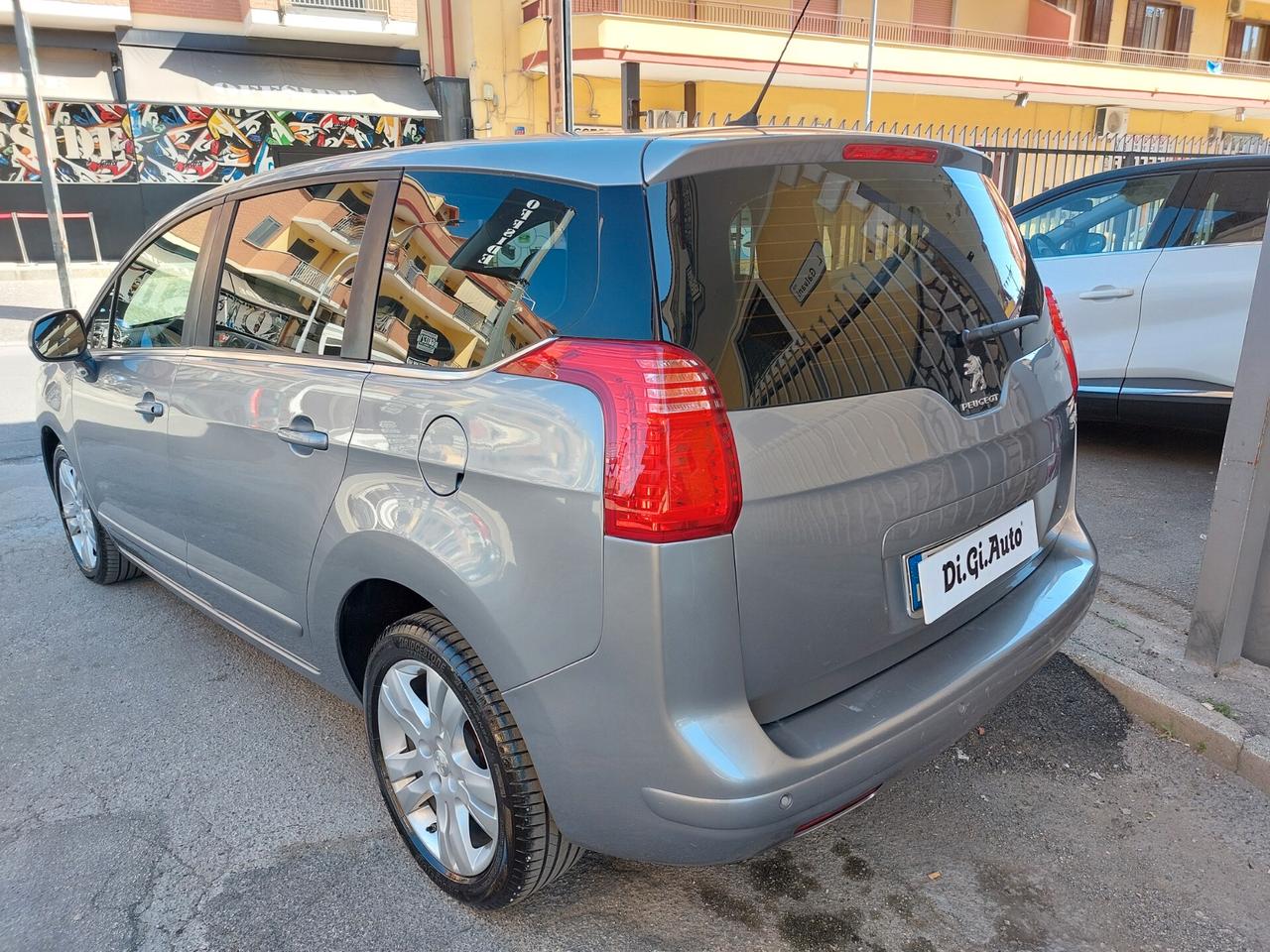 Peugeot 5008 1.6 HDi 115CV Allure 85Kw
