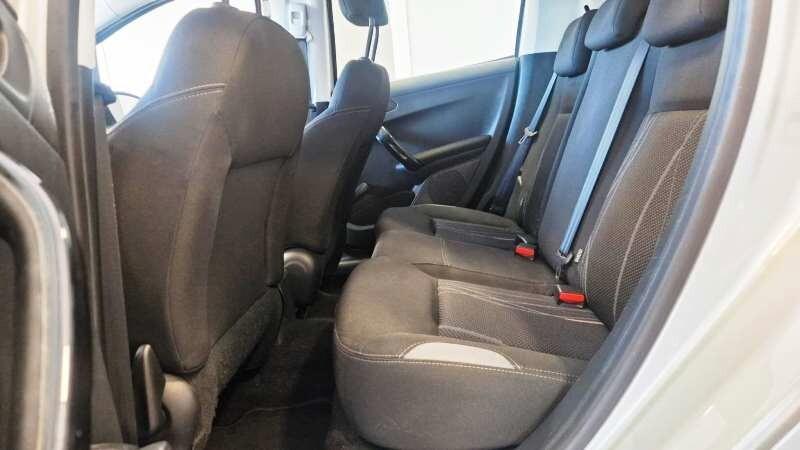 Peugeot 208 1.4 HDi 68 CV Business
