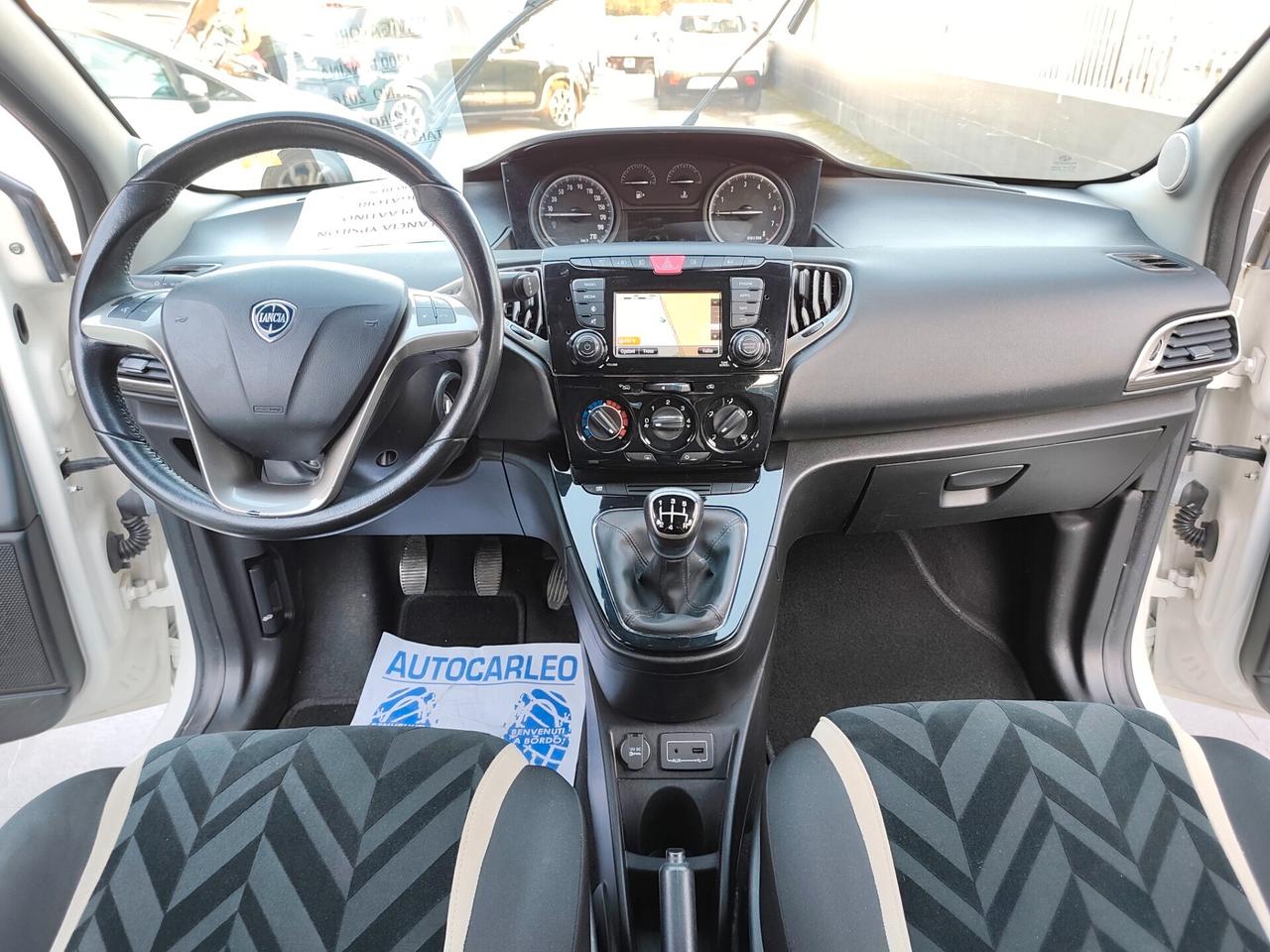 Lancia Ypsilon 1.2 BENZINA KM 68000 Platinum