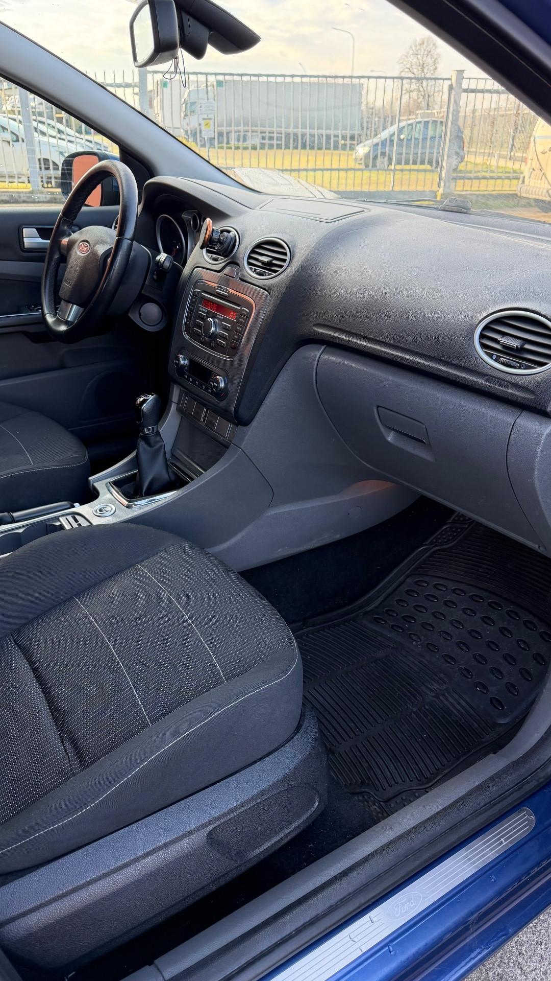 Ford Focus 1.6 TDCi (110CV) 5p. Tit. DPF