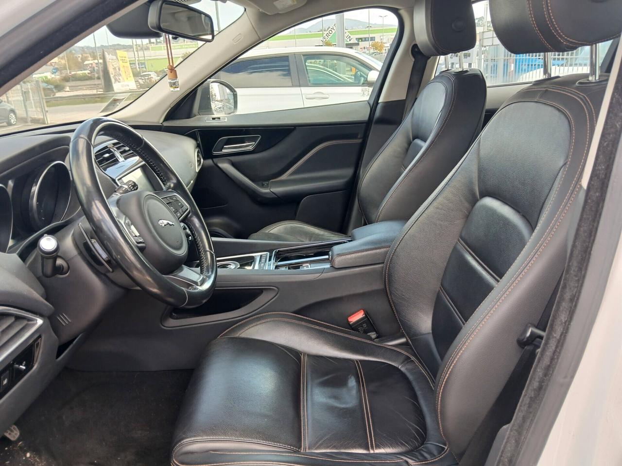 Jaguar F-Pace 2.0 D 180 CV AWD aut.Prestige