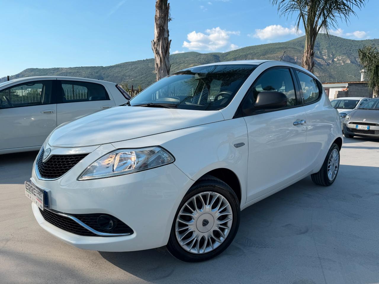 LANCIA YPSILON ANNO 2017 1.2 BENZINA 69 CV
