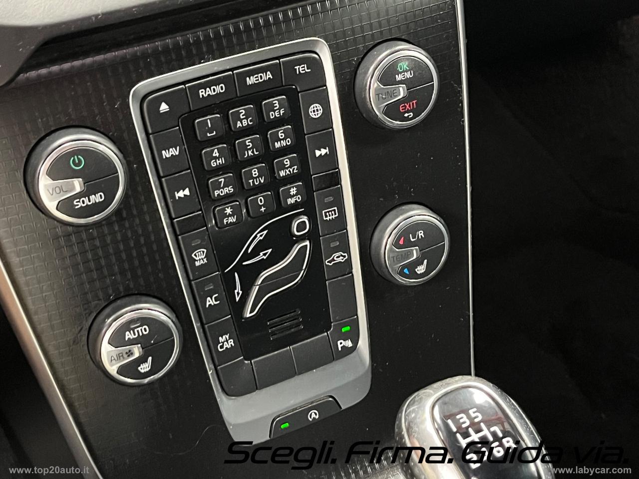 VOLVO V40 D2 R-design FARI LED|DOPPIO SCARICO