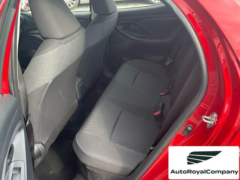 Toyota Yaris Hybrid Trend MY22 IVA ESPOSTA