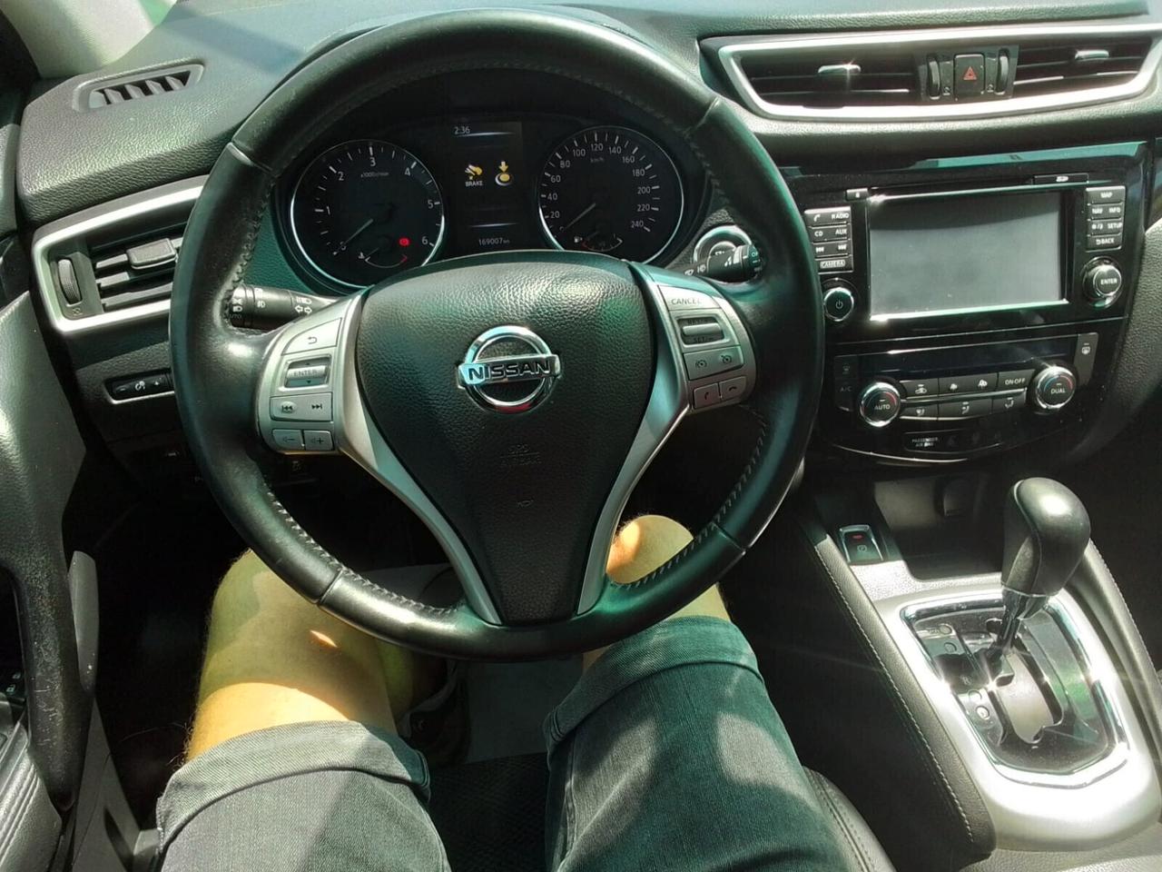 Nissan Qashqai Tekna 1.6 dCi X-tronic 130cv