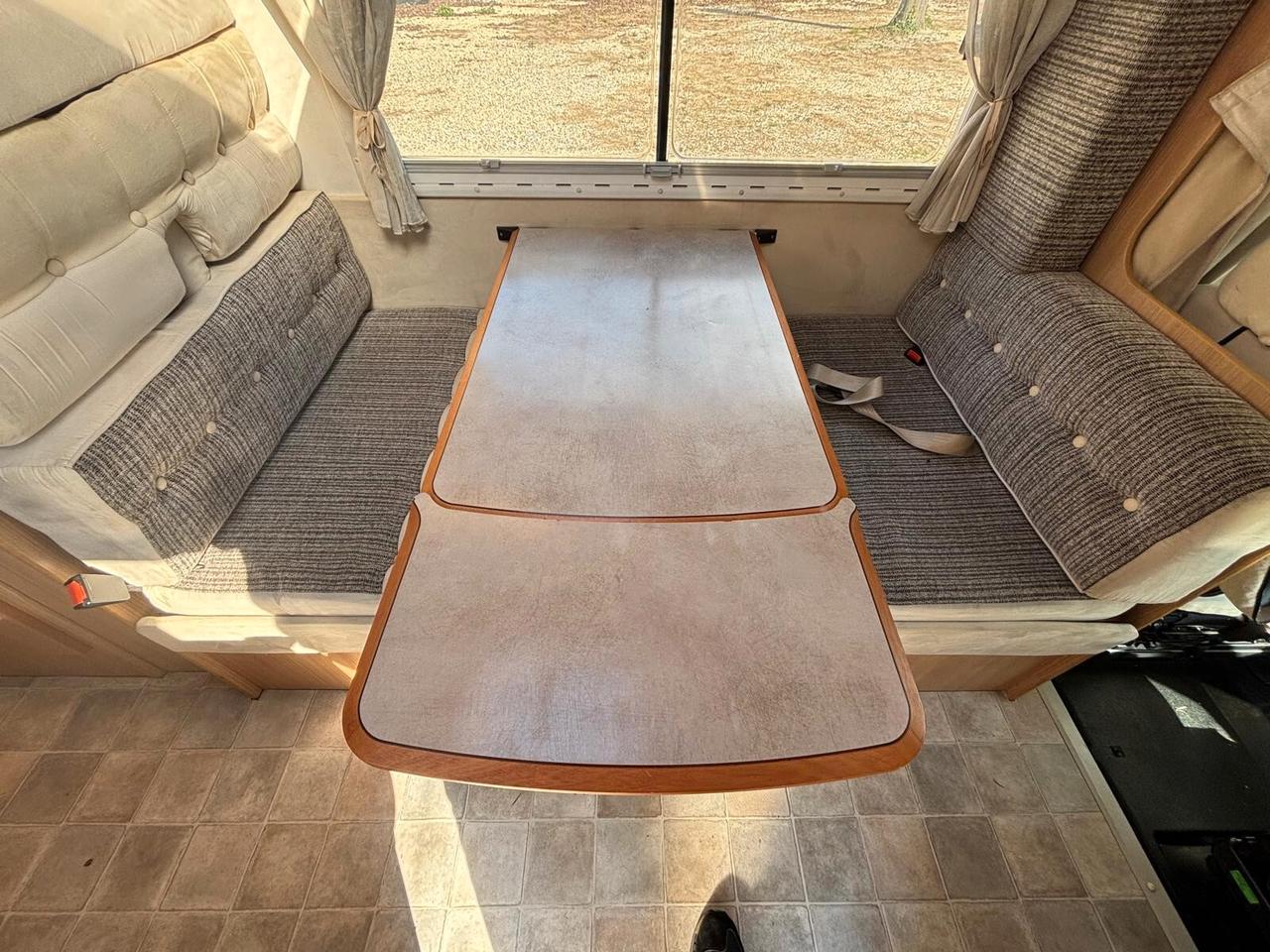 Kentucky Estro 4 G camper