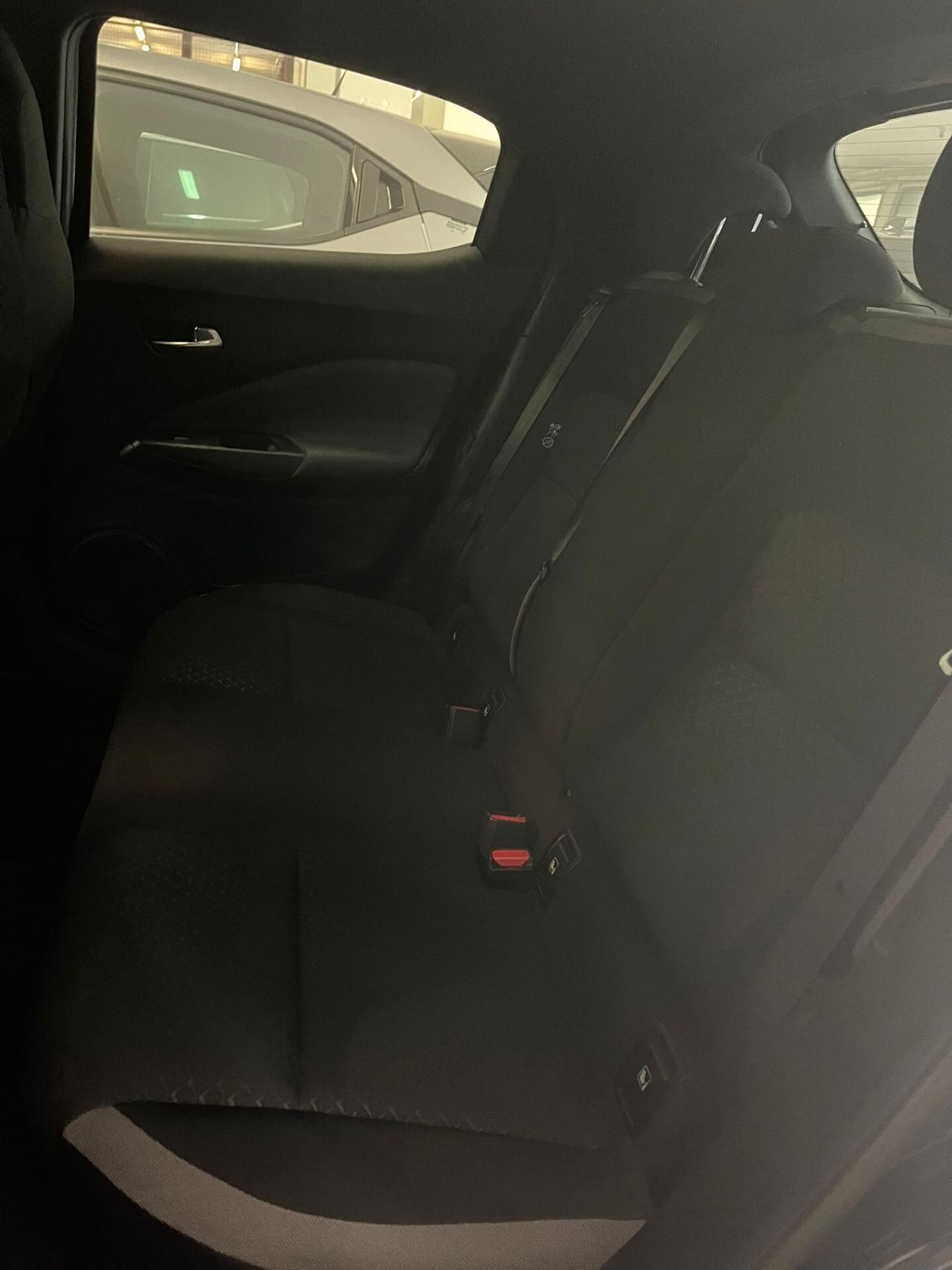 Nissan Juke 1.0 DIG-T 114 CV N-Connecta