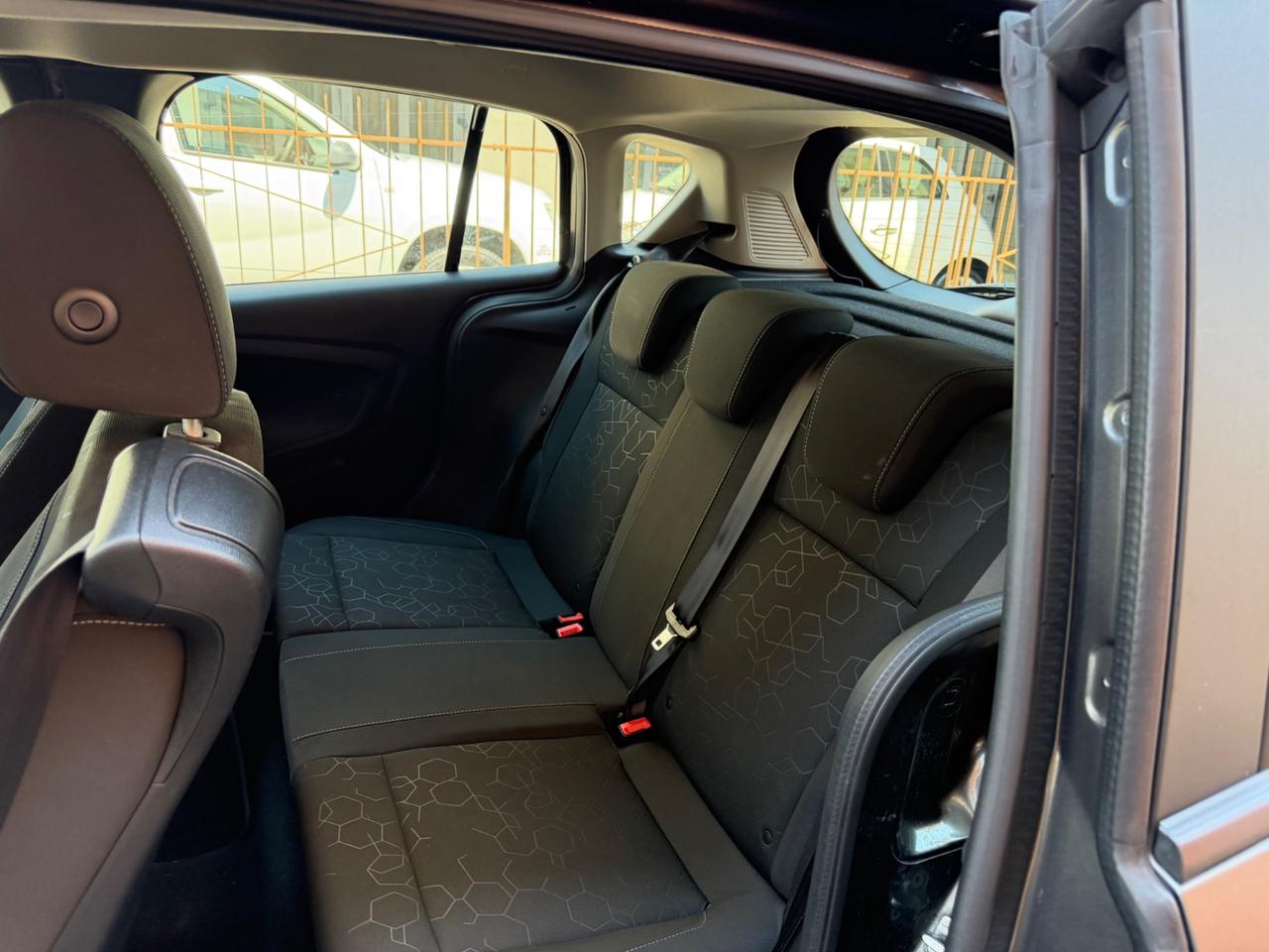 Ford B-Max 1.4 Benzina - GPL Ok Neopatentati