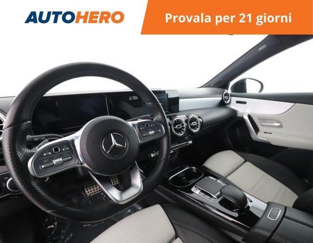 MERCEDES-BENZ A 200 d Automatic Premium