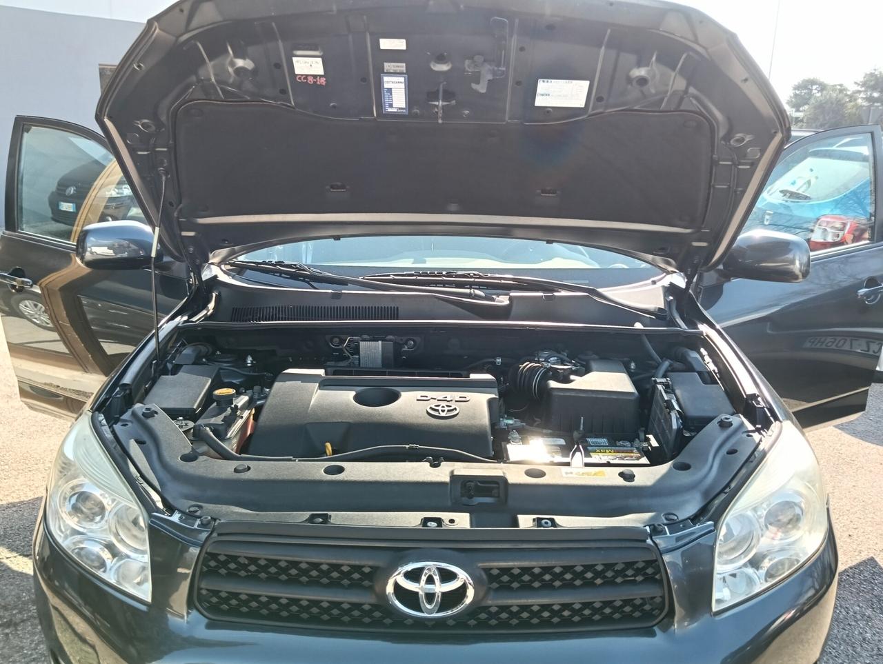 Toyota RAV 4 RAV4 2.2 D-4D 136 CV