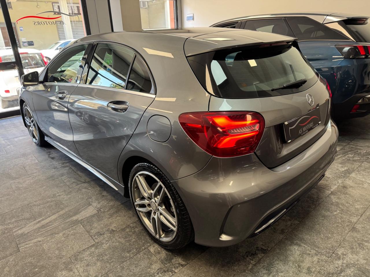Mercedes-benz A 180 d Premium AMG Finanziabile