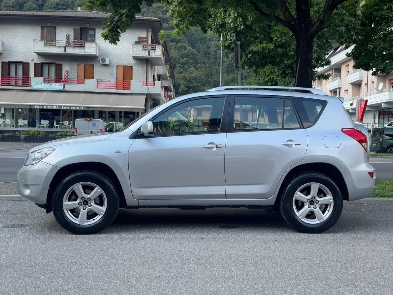 Toyota RAV 4 RAV4 2.0 Luxury - LEGGERE DESCRIZIONE!