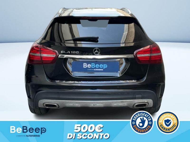 Mercedes-Benz GLA 180 PREMIUM AUTO