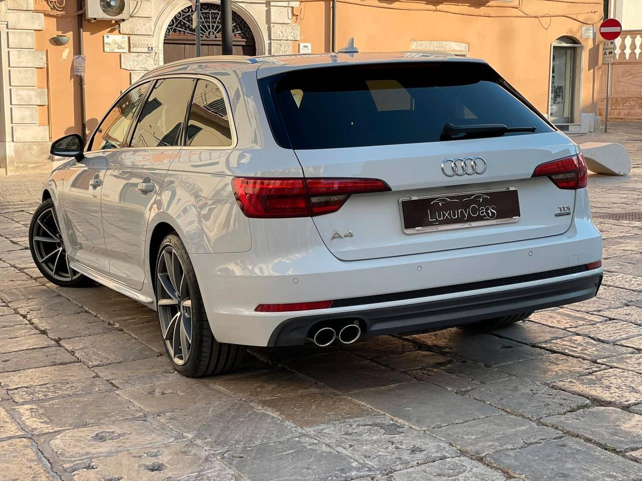 Audi A4 2.0 TDI 190 CV ultra S tronic 2X S LINE