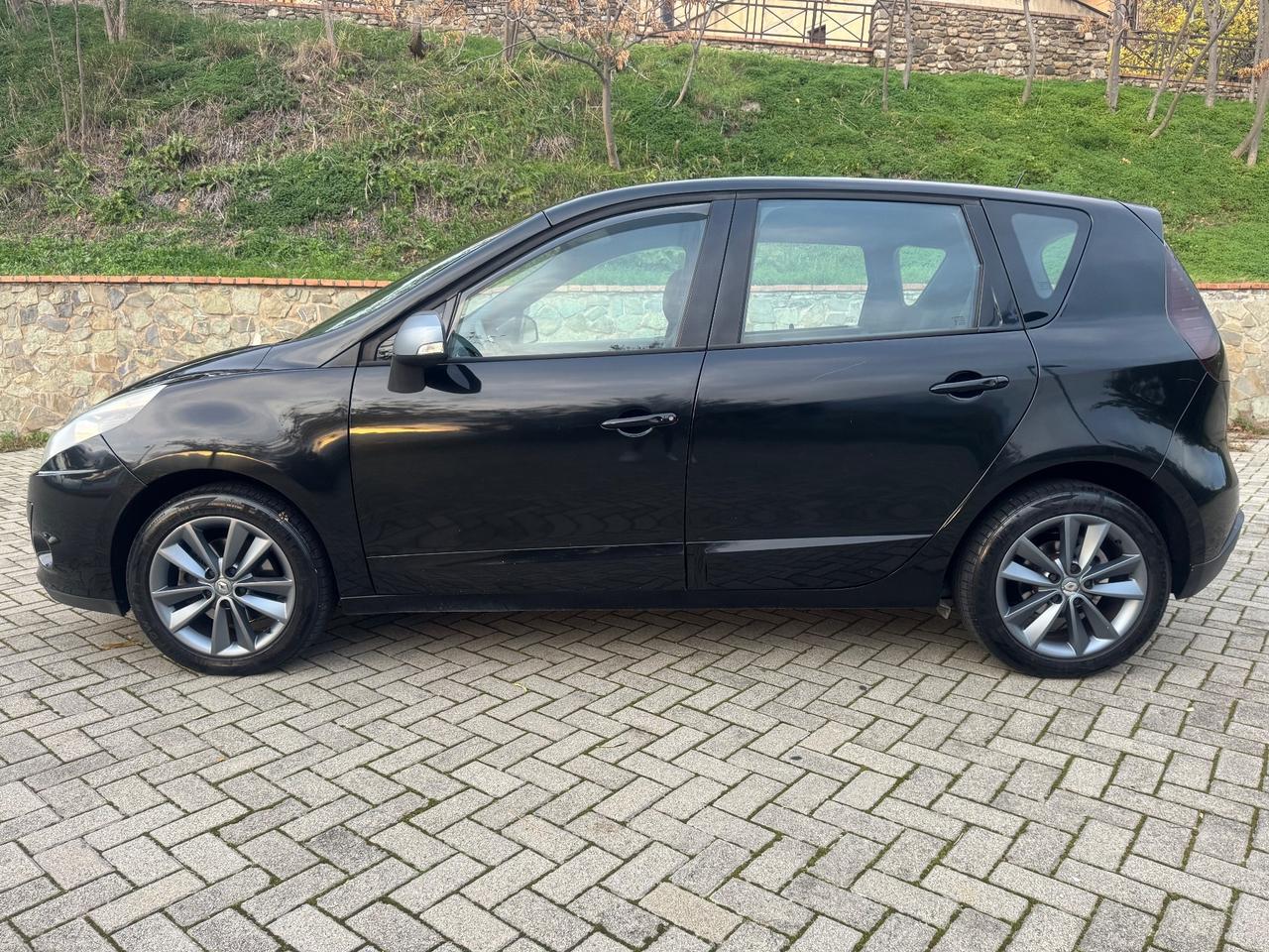 Renault Scenic X-Mod 1.5 dCi 110CV *LUXE* 2011