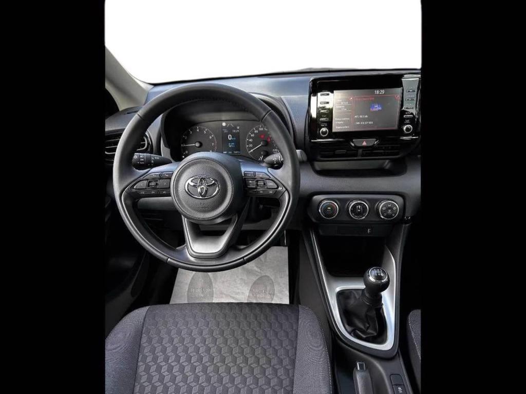 Toyota Yaris 1.0 VVT-i Active