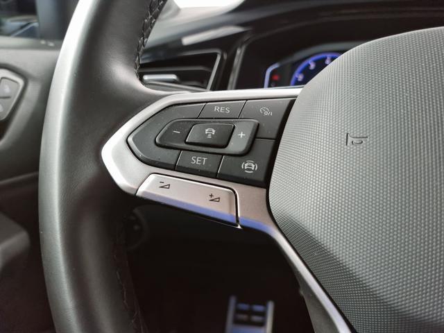 VOLKSWAGEN T-Roc 1.5 TSI ACT DSG R-Line