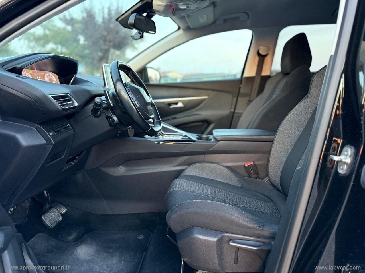 PEUGEOT 5008 BlueHDi 130 S&S EAT8 Allure