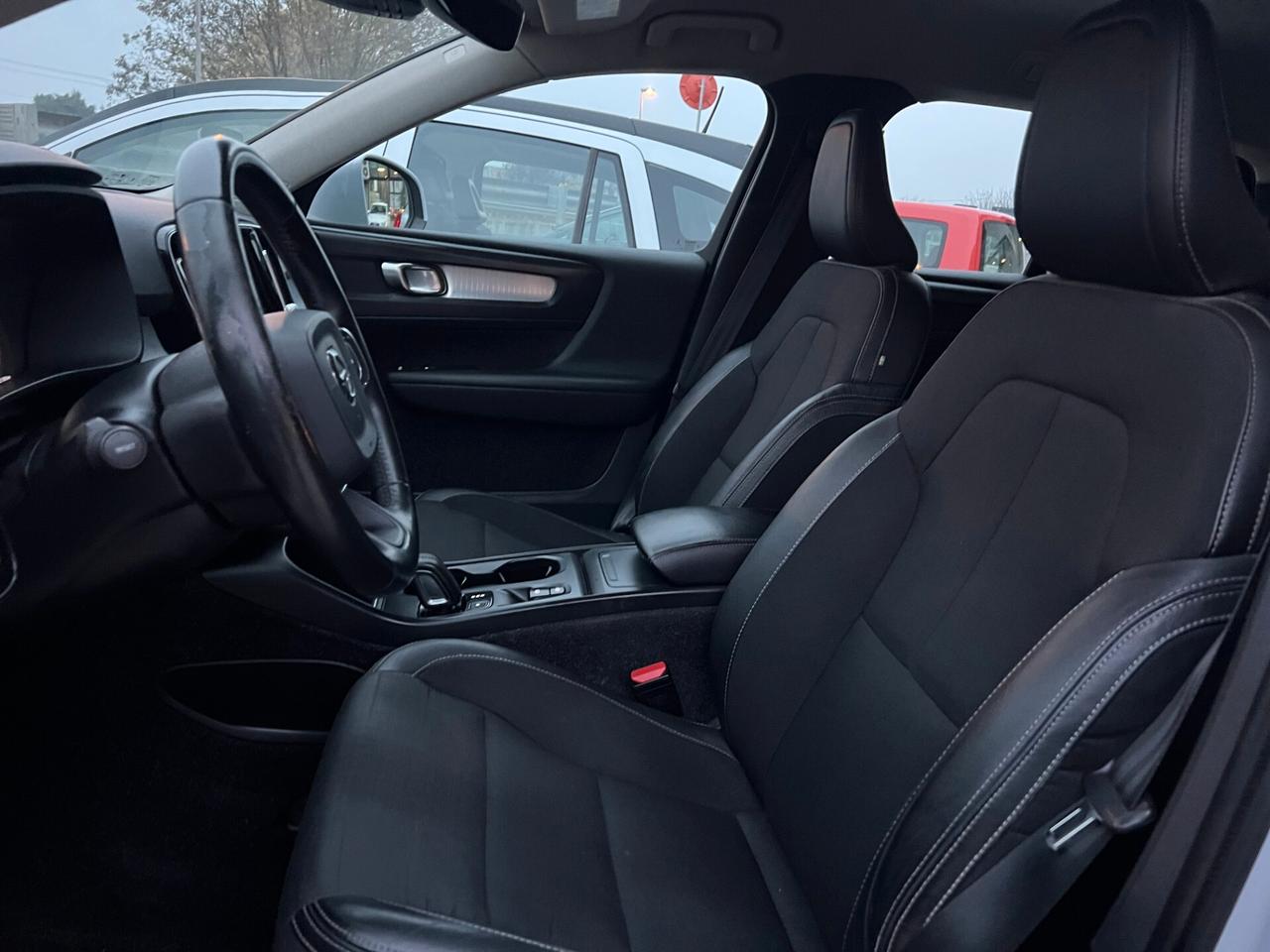 Volvo XC40 / UNICA PROPRIETARIA