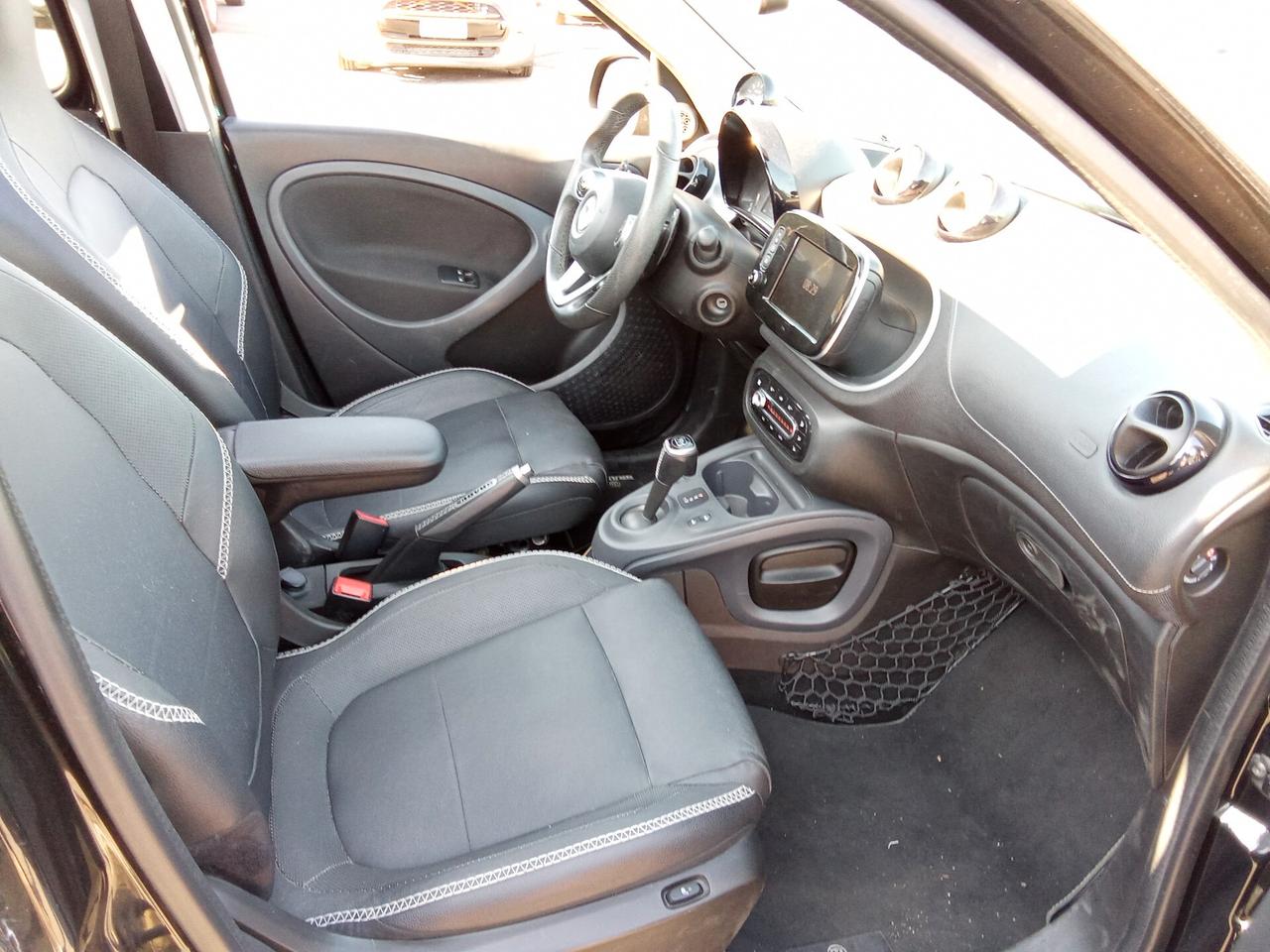 Smart ForFour smart cabrio 1.0 Brabus full