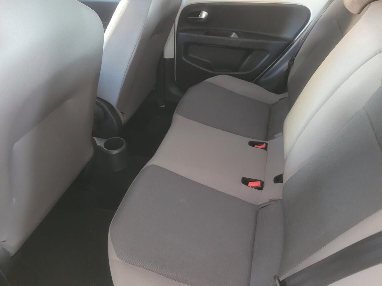 Volkswagen up! UP CROSS