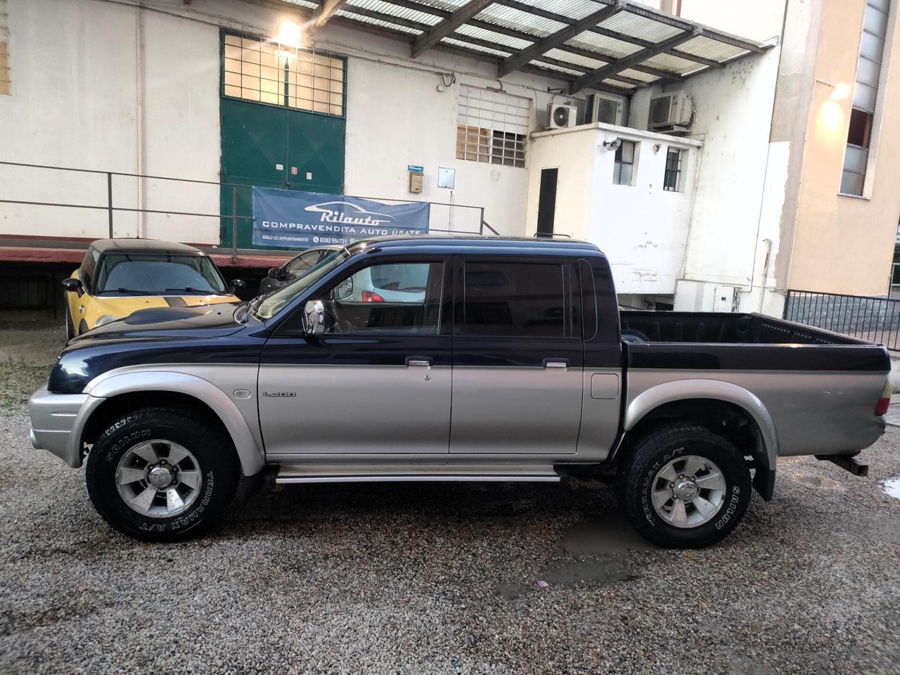 Mitsubishi L200 2.5 TD 4WD Double Cab AUT+GANCIO