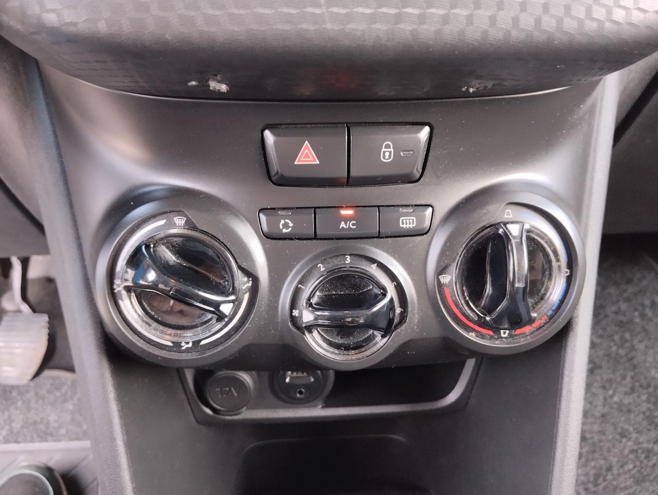 Peugeot 2008 BlueHDi 100 Active