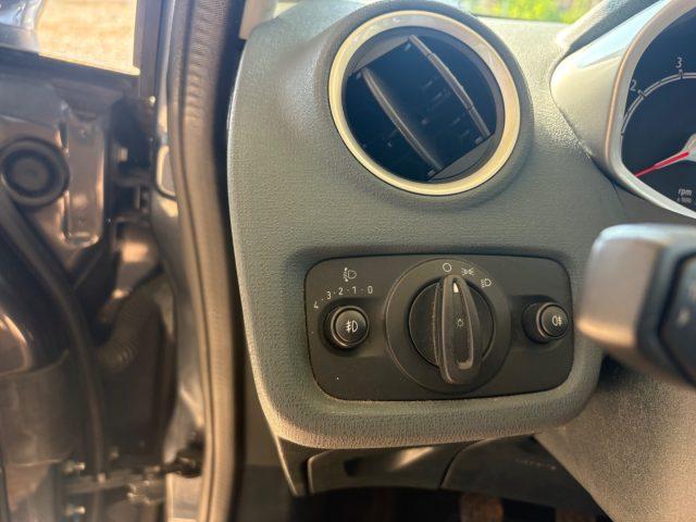 FORD Fiesta 1.2 82 CV 5 porte Titanium
