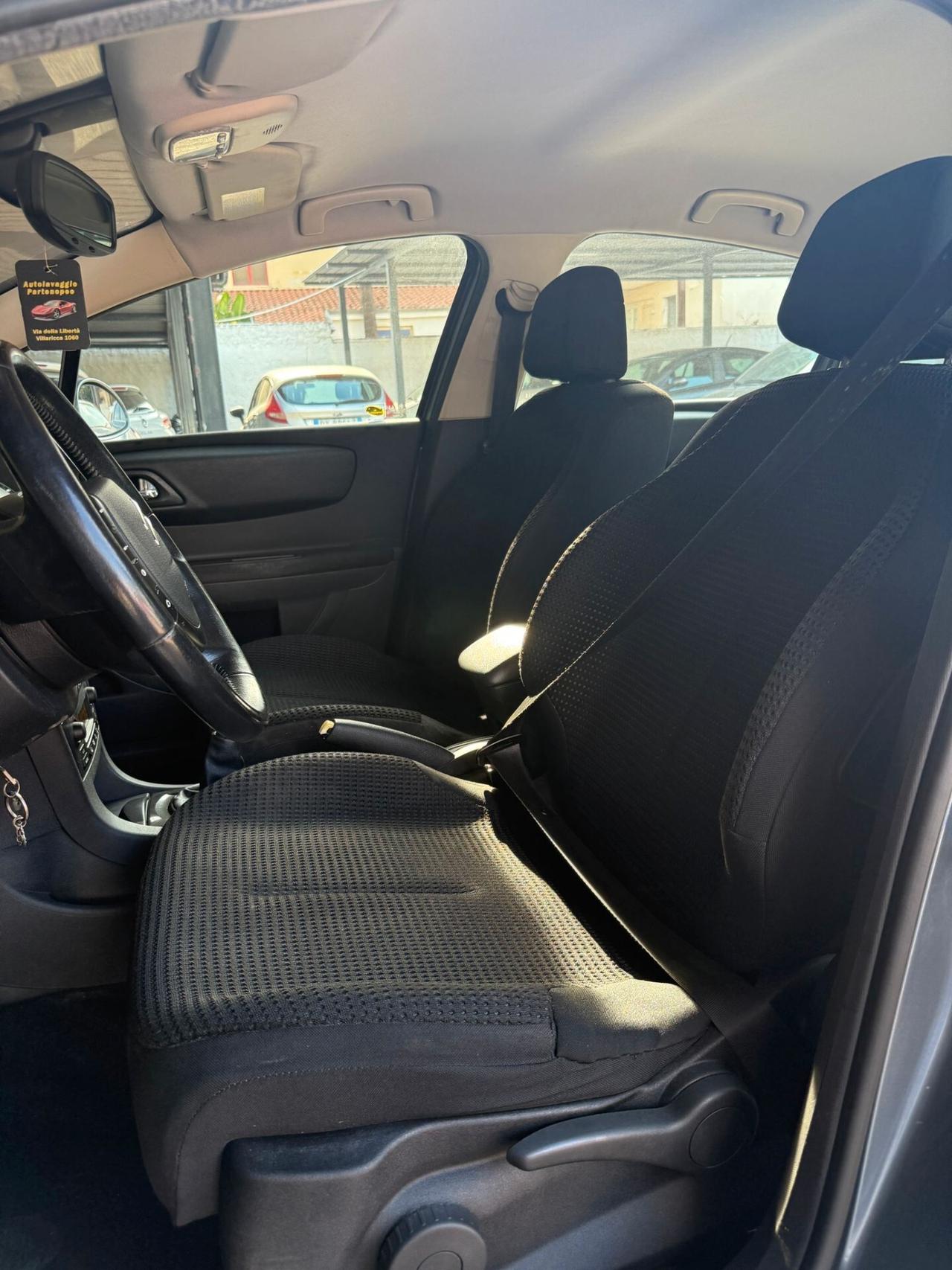 Citroen C4 1.6 HDi 110CV FAP Exclusive