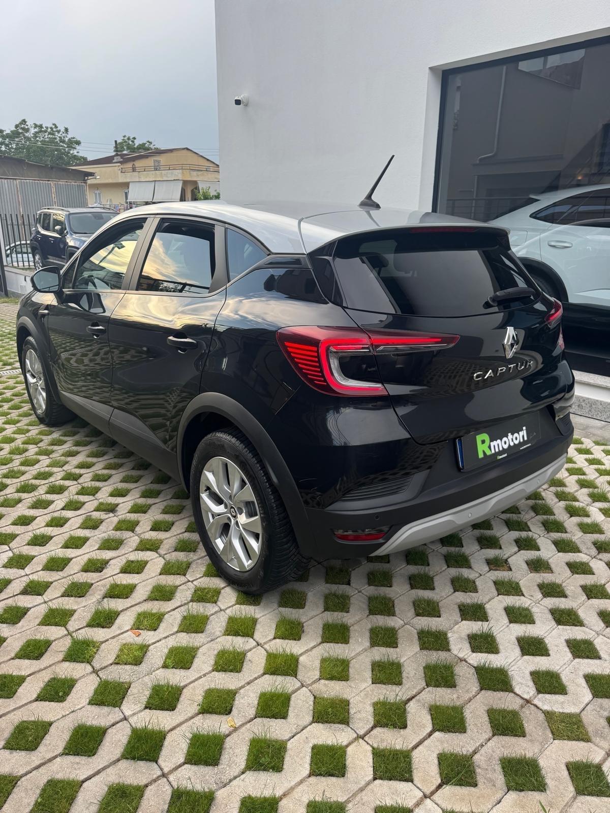 Renault Captur Mild Hybrid 140 CV Intens