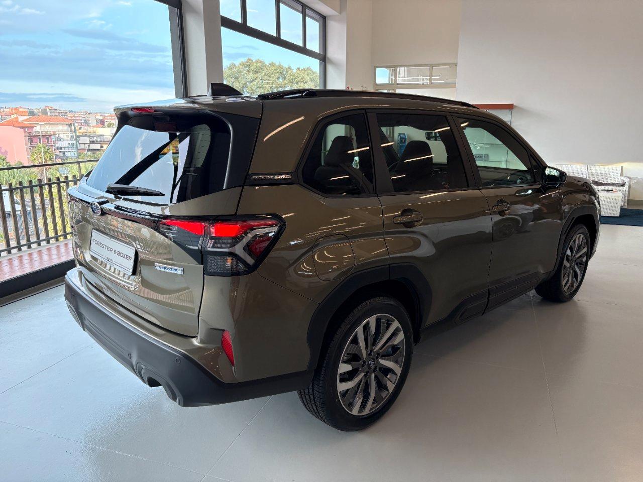 Subaru Forester 2.0i e-boxer Premium lineartronic