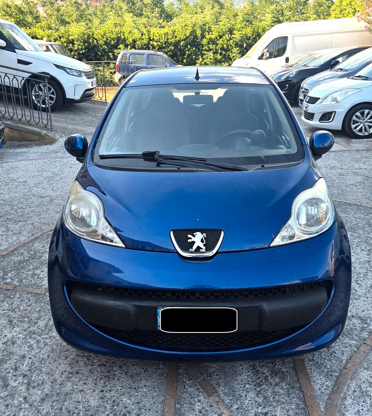 Peugeot 107 1.0 68CV 5p. TAGLIANDATA CLIMA RADIO