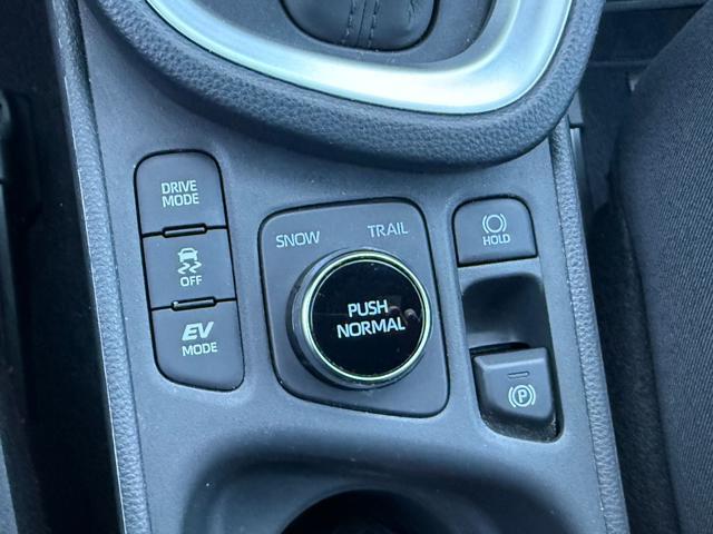 TOYOTA Yaris Cross 1.5 Hybrid 5p. E-CVT AWD-i Lounge