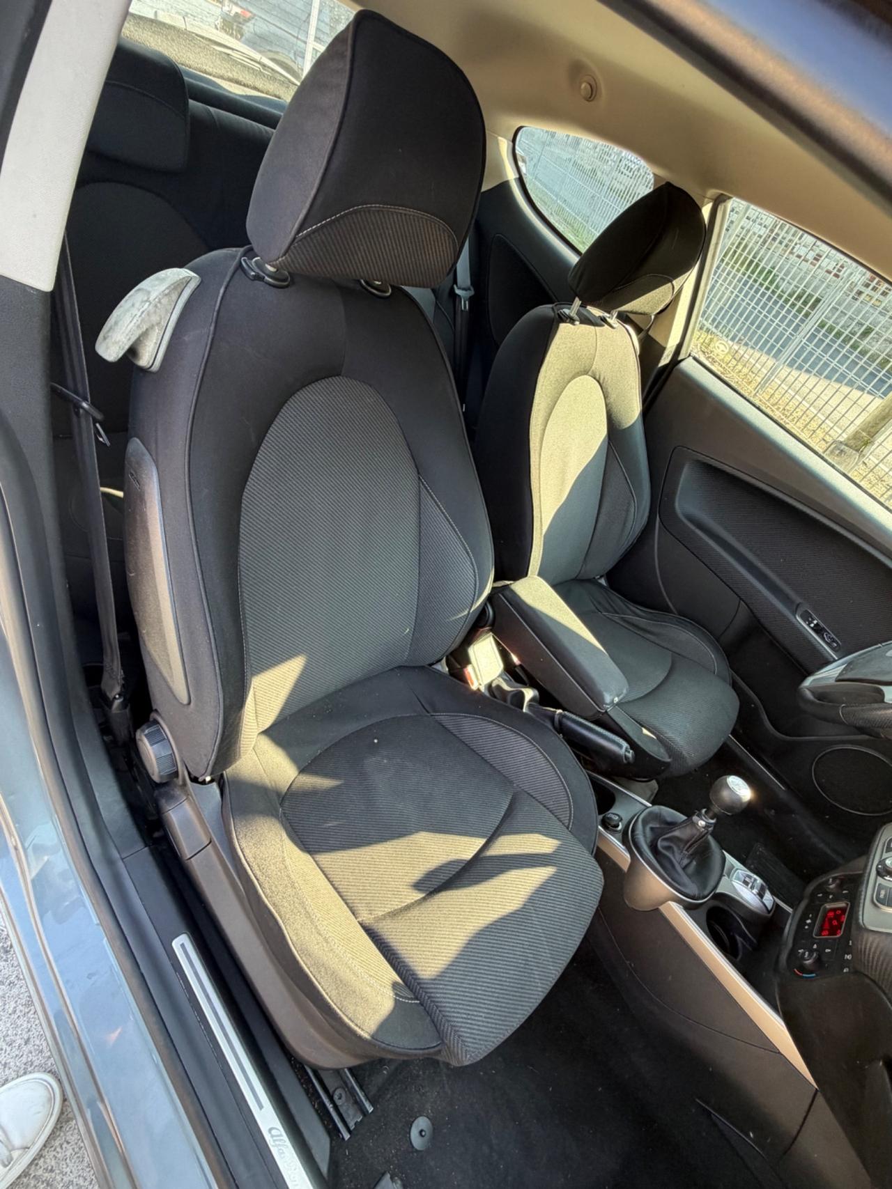 Alfa Romeo MiTo 1.4 105 CV M.air Distinctive Premium Pack