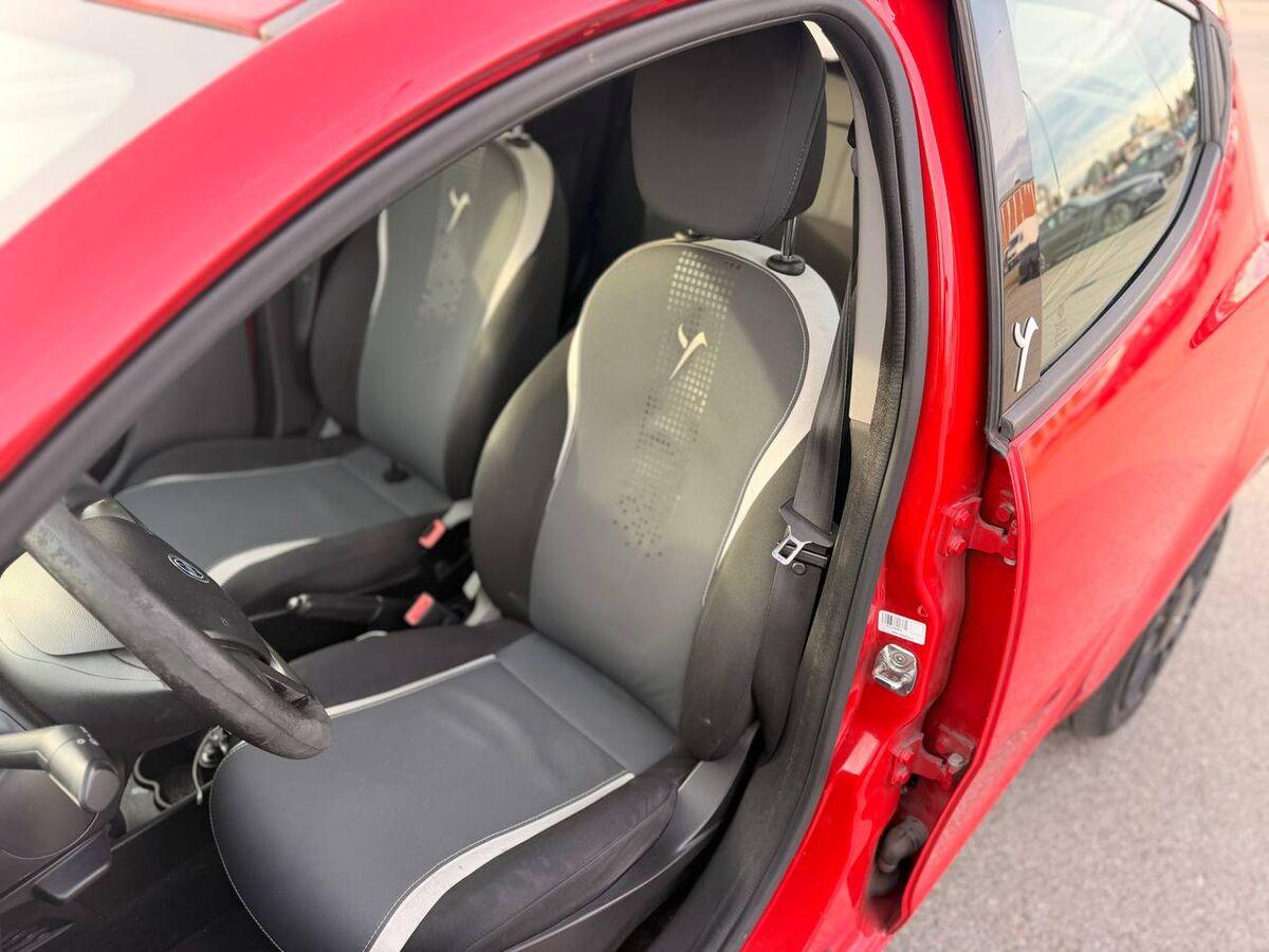 Lancia Ypsilon 1.2 8v Platinum ecochic Gpl 69cv E6