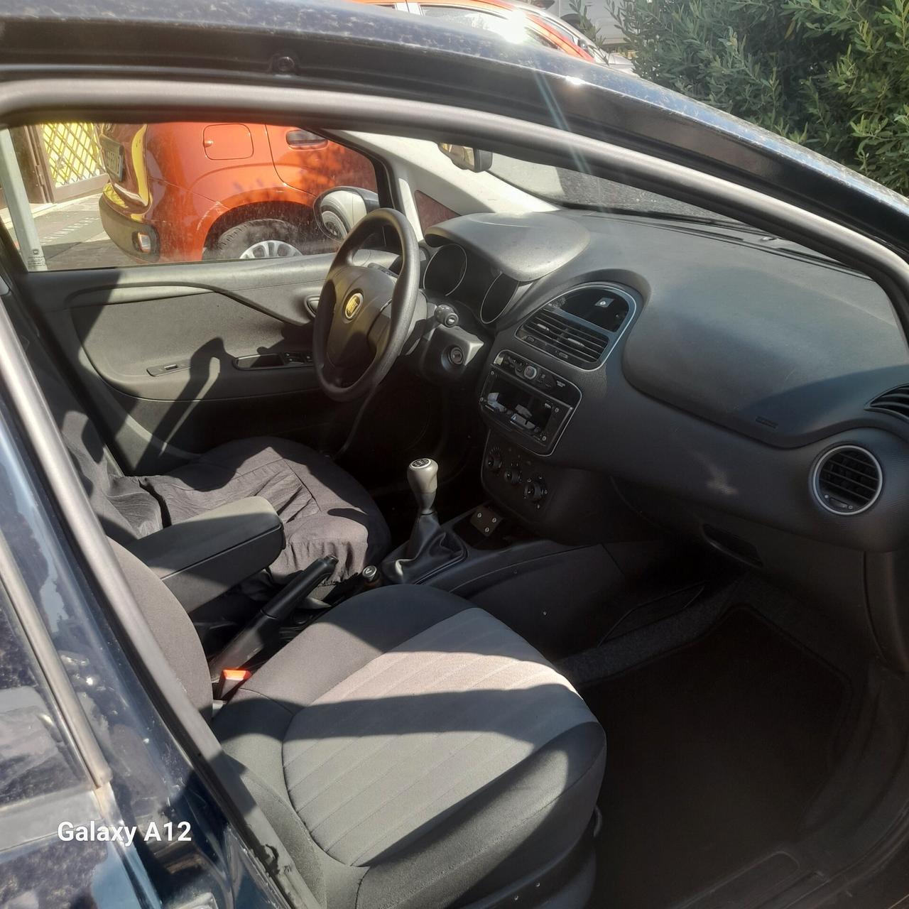 Fiat Punto 1.3 MJT II S&S 95 CV 5 porte Street