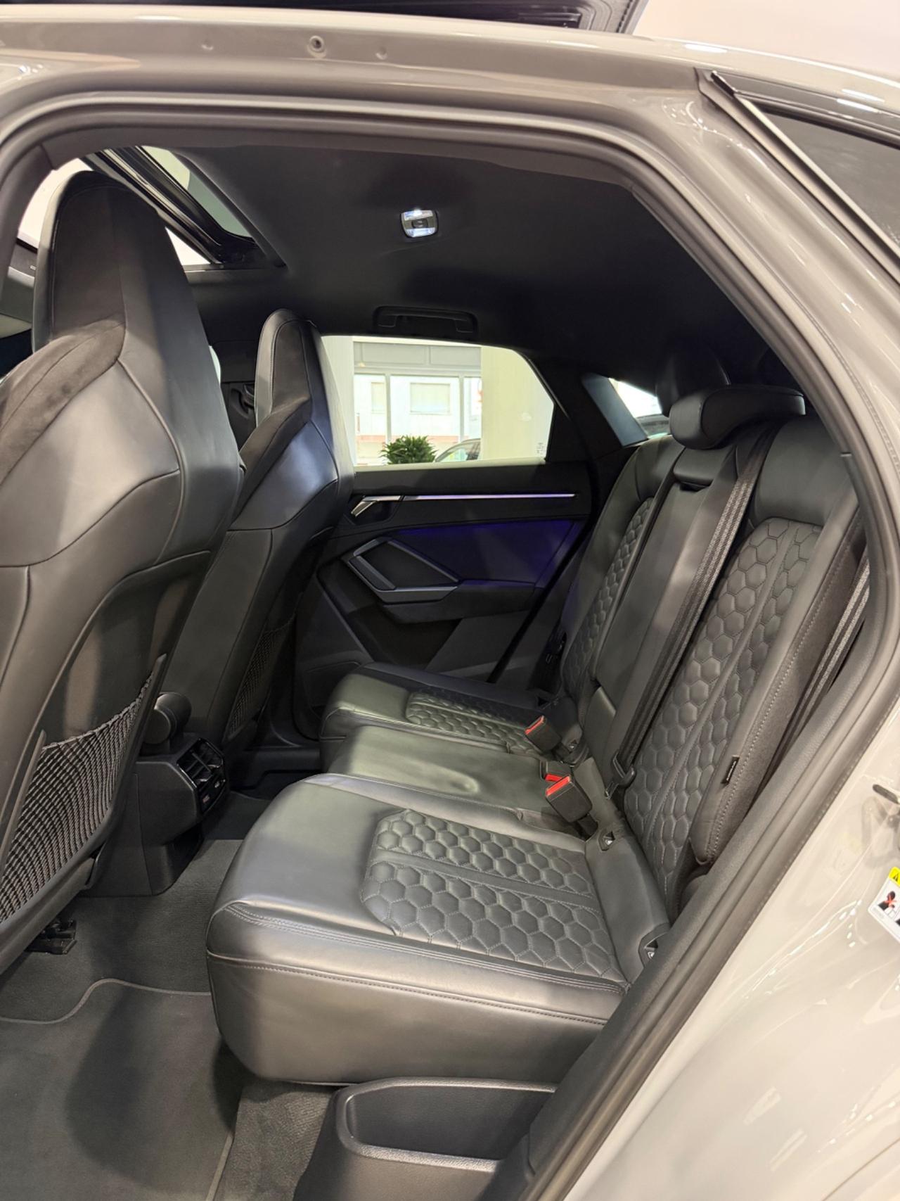 Audi RSQ3 SPB quattro S tronic
