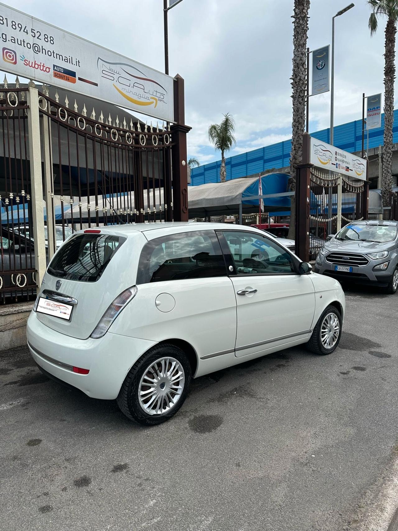 Lancia Ypsilon 1.4 Oro Ecochic GPL