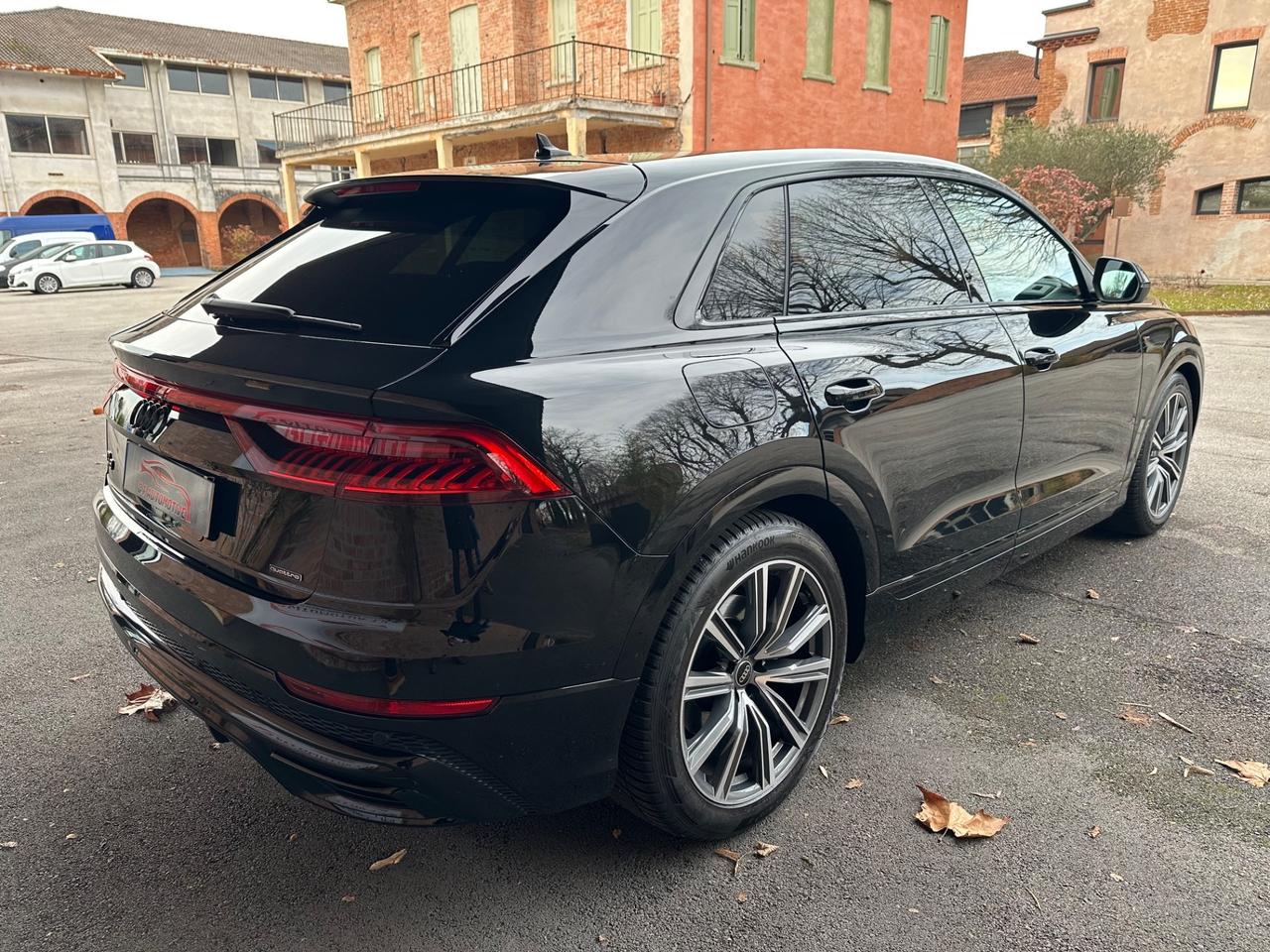 Audi Q8 50 TDI 286 CV quattro tiptronic Sport