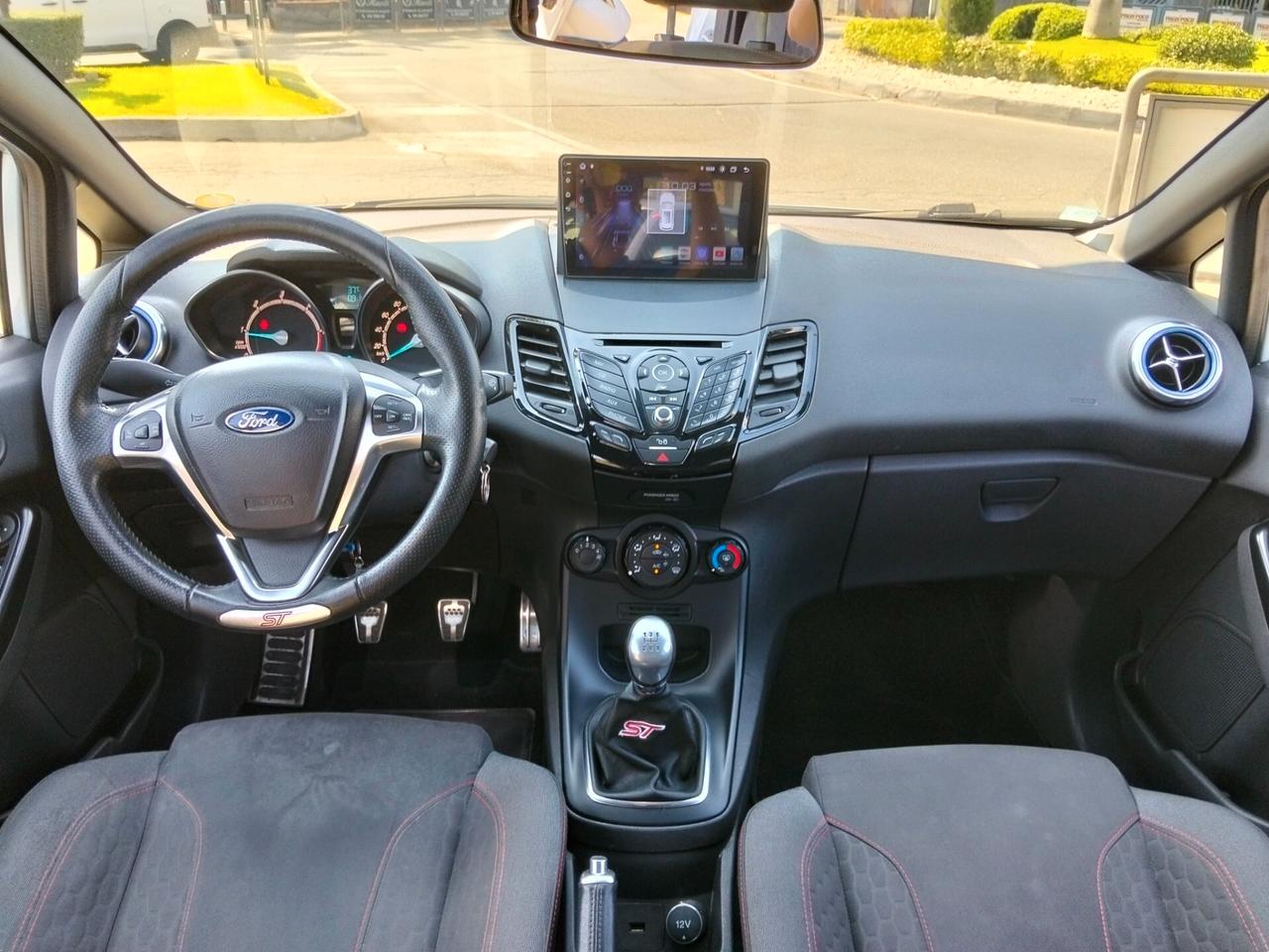 Ford Fiesta 1.5 TDCi ST-Line